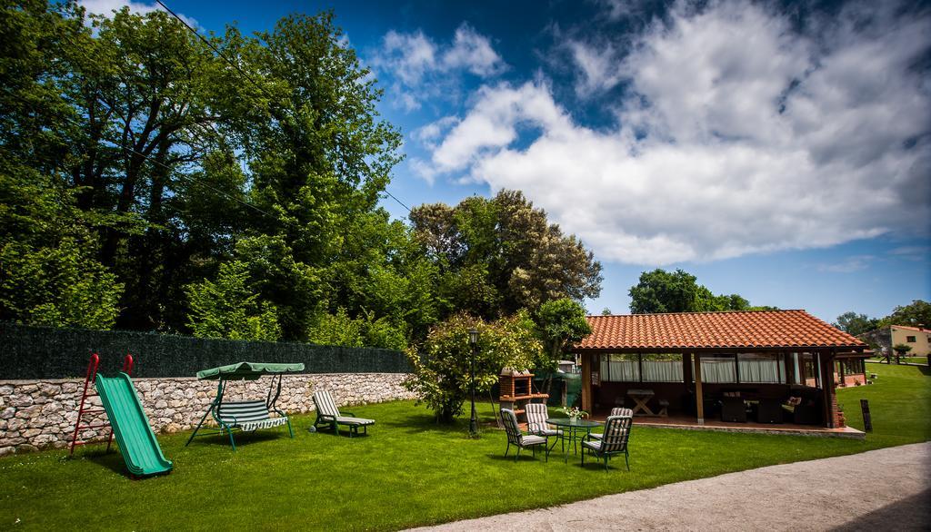 Apartamentos El Pradon De Santa Marina Parres de Llanes Eksteriør billede
